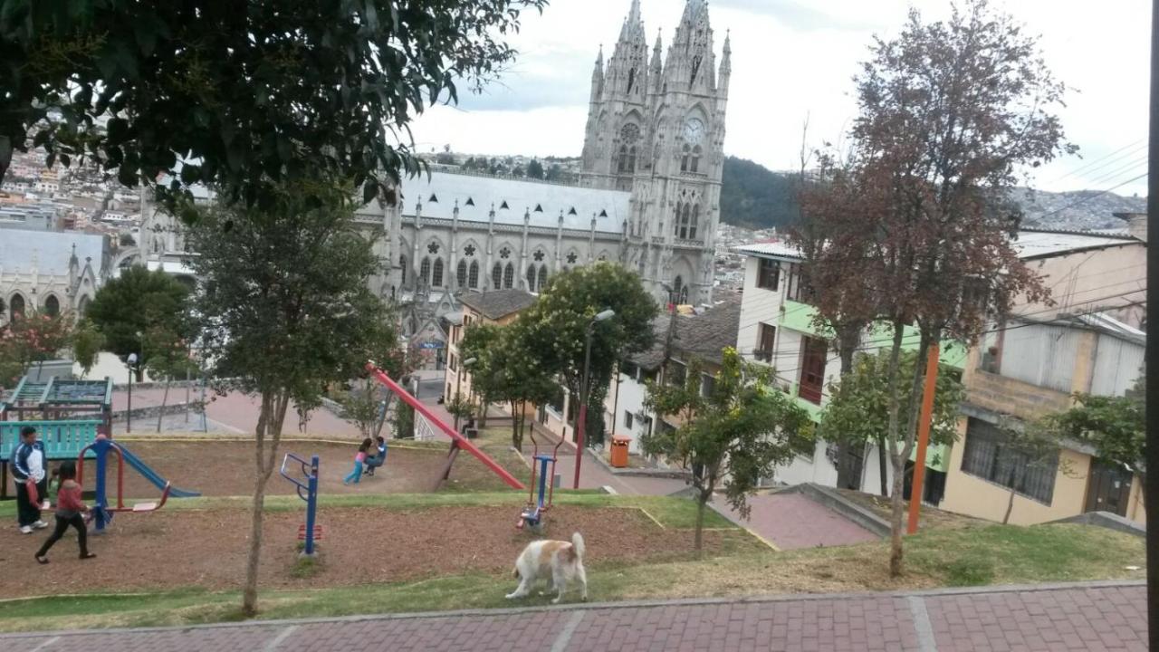 Apartment Departamento Junto A La Basilica Voto Nacional -